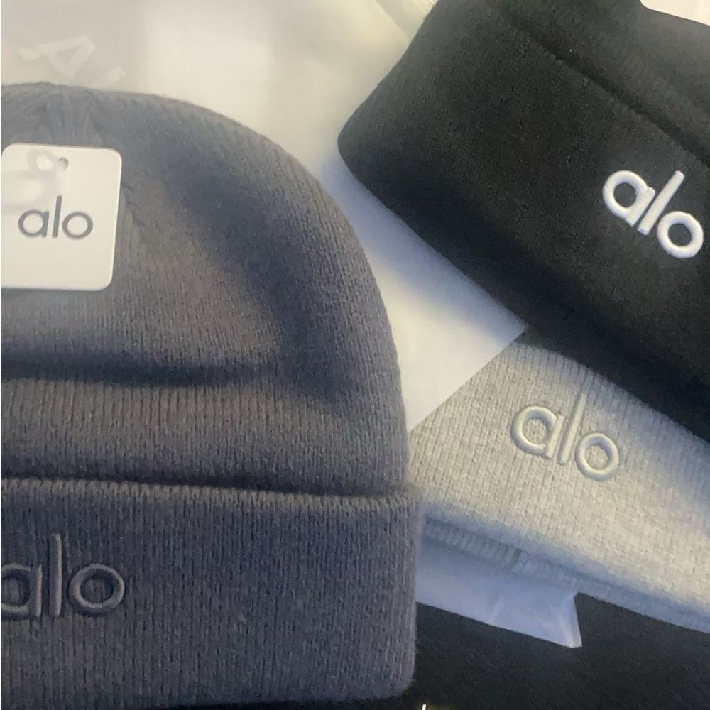 ALO Yoga Beanie (1 for 30)- dark grey, Black, and Light Gray